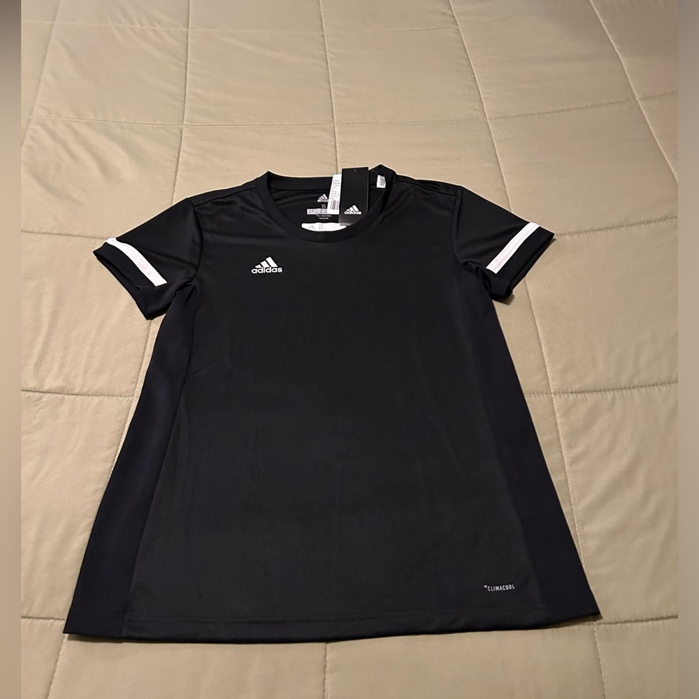 Adidas shirt - Picture 2 of 3